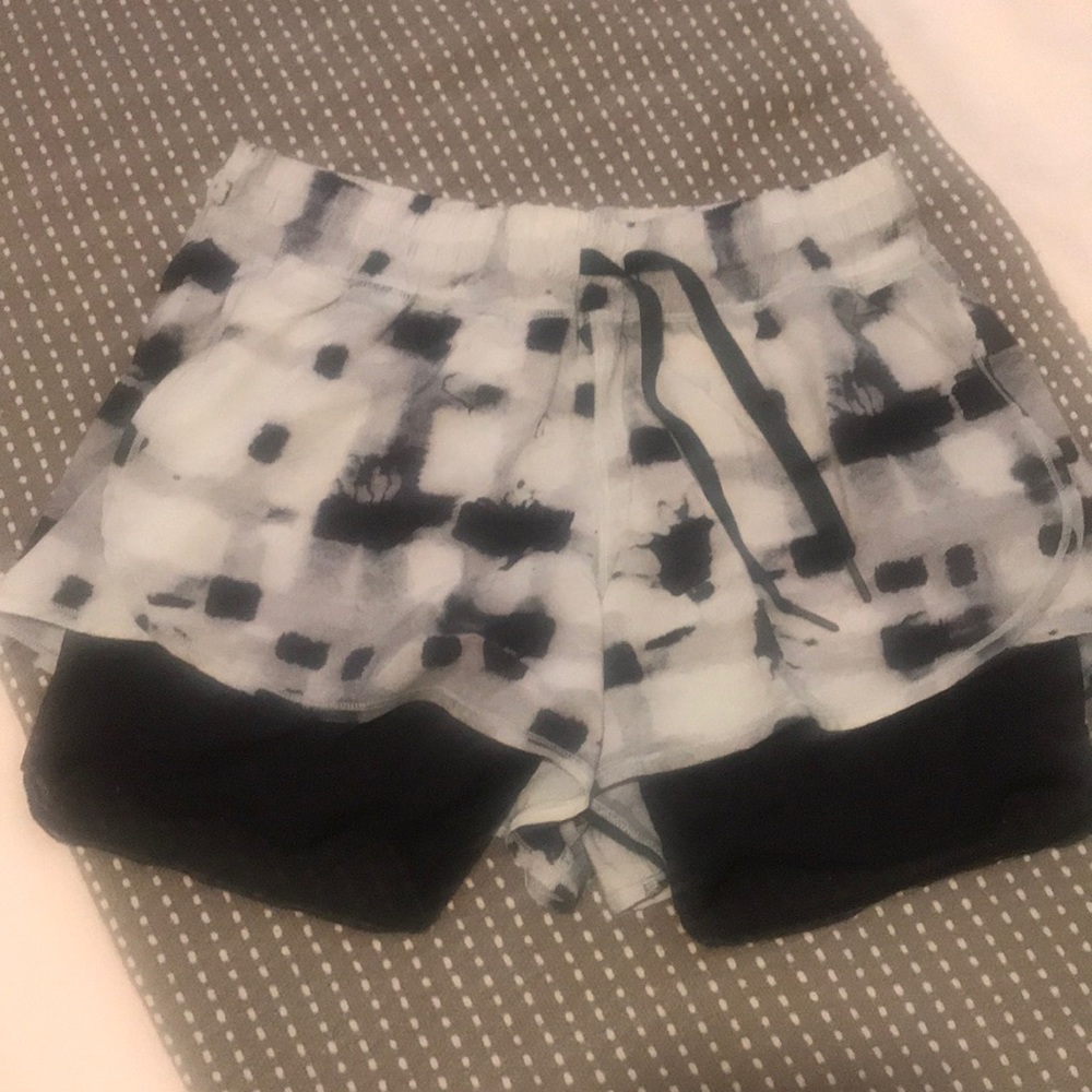 Lululemon shorts with built in spanx